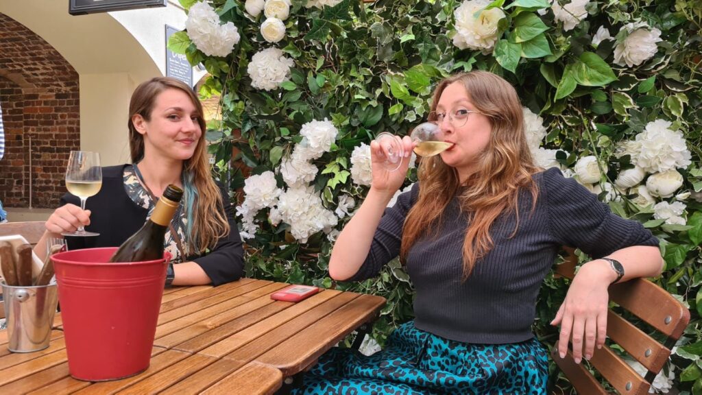 De Terrasverwarmers Amersfoort - Lizzy den Haan en Ingelise de Vries